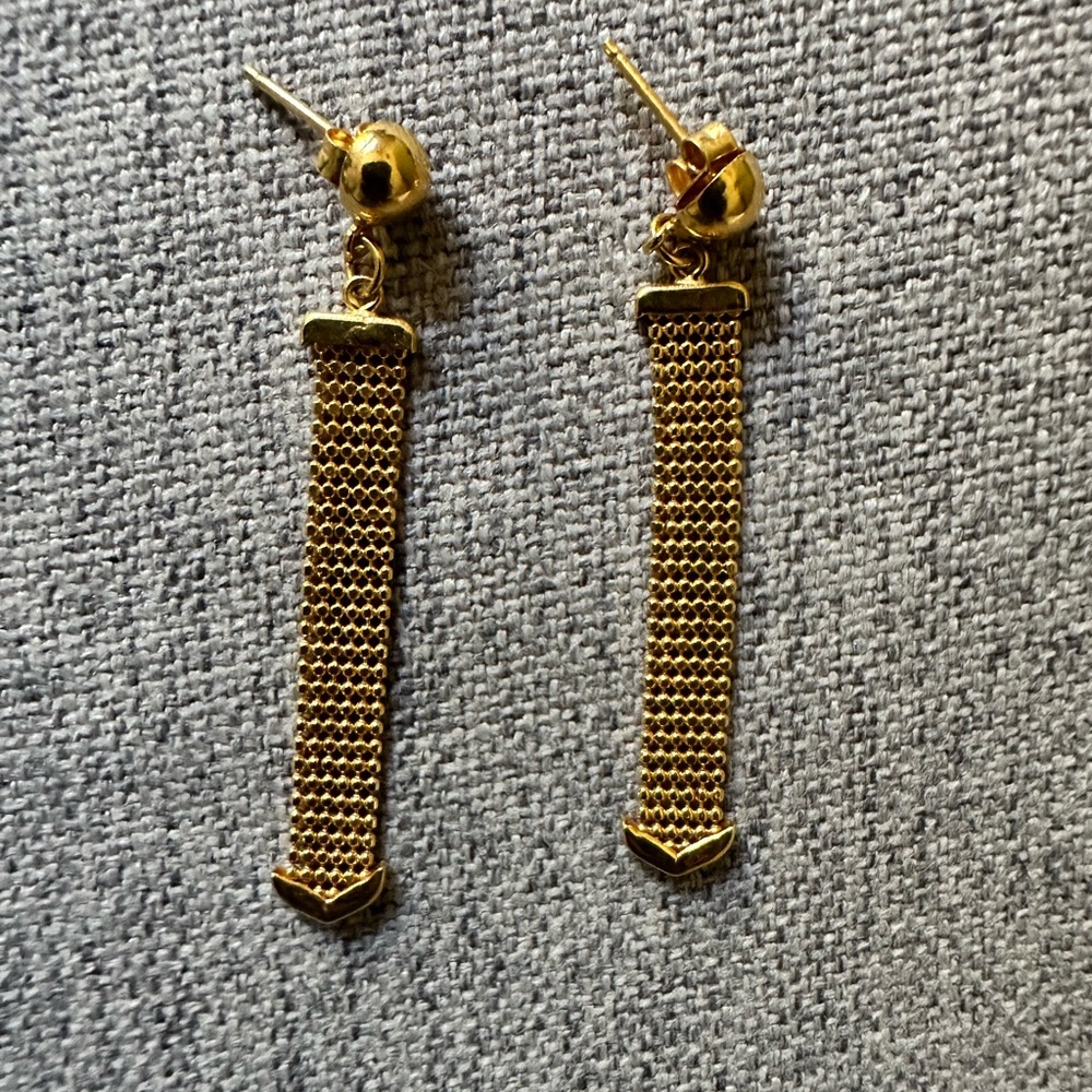22k pure Solid Yellow Gold Earrings 5 grams